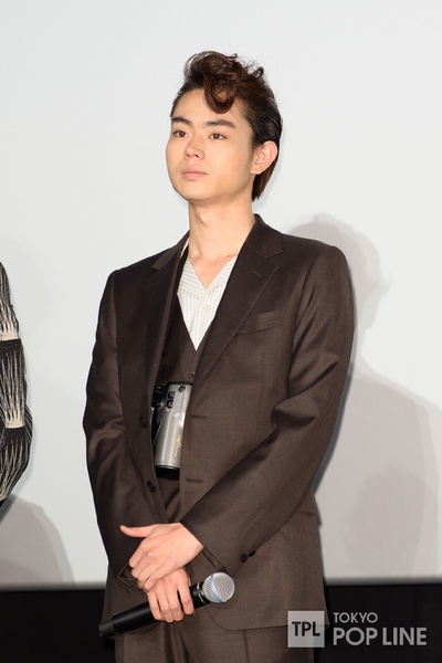 粉与灰剧照的剧照