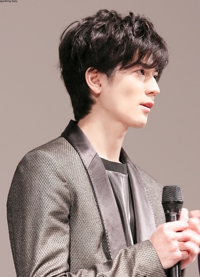 粉与灰剧照的剧照