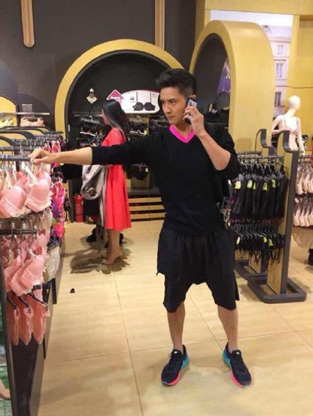 爸爸的假期剧照的剧照