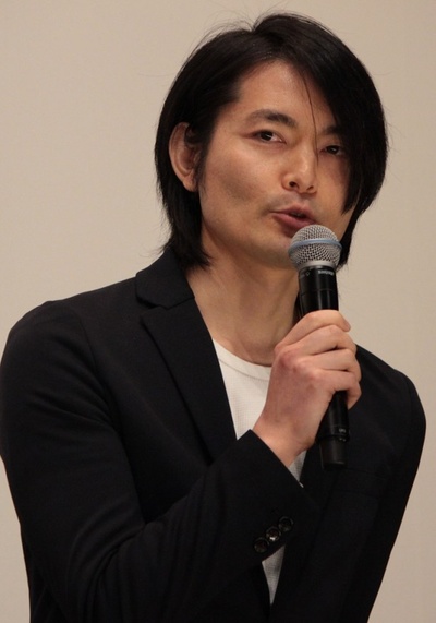 读取记忆碎片的男人剧照的剧照