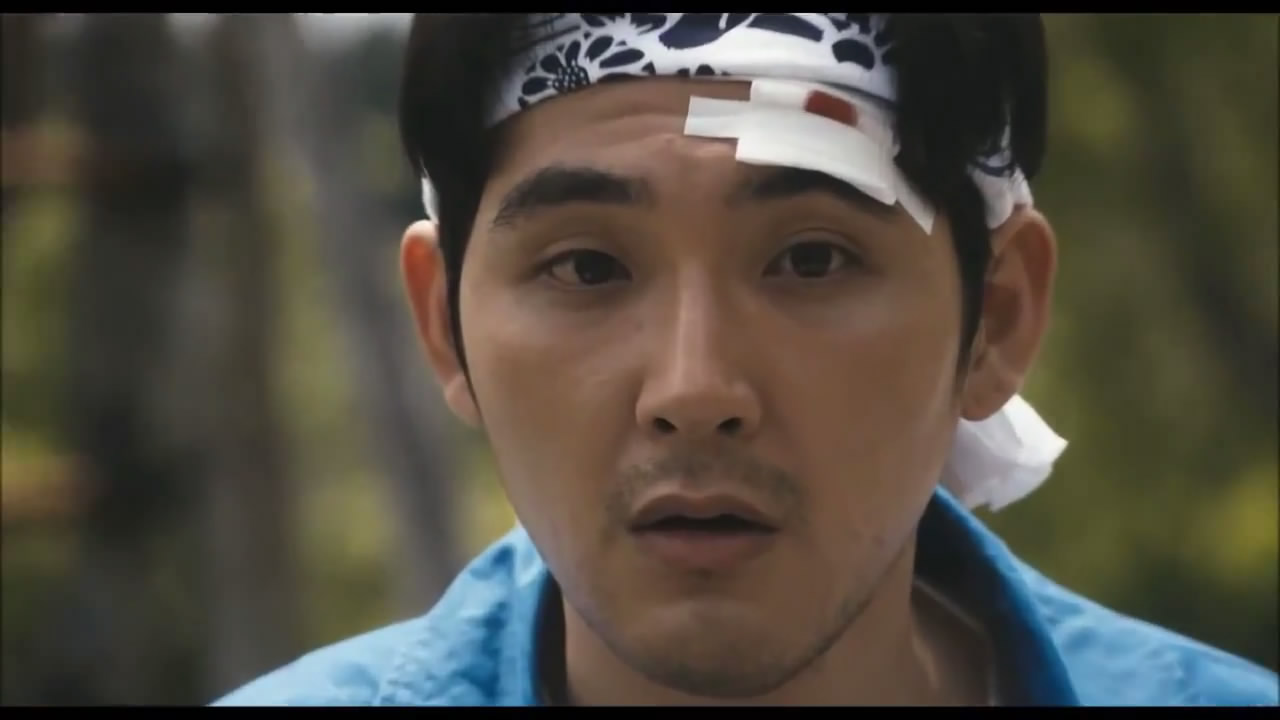 再见金钱，前往贫困村剧照的剧照