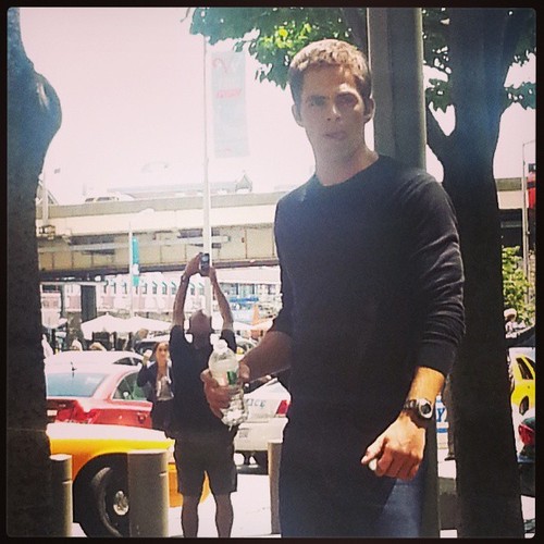 一触即发剧照的剧照