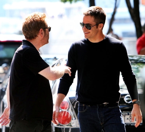 一触即发剧照的剧照