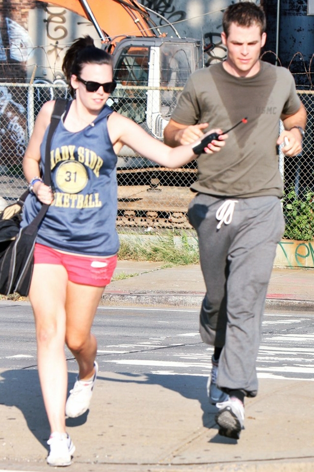 一触即发剧照的剧照