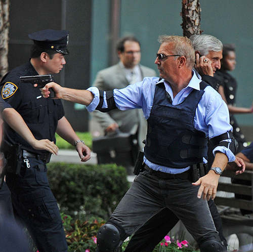 一触即发剧照的剧照