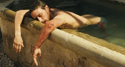 淹没剧照的剧照