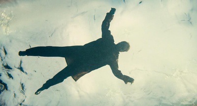 淹没剧照的剧照