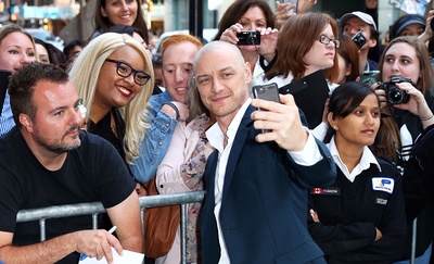 淹没剧照的剧照