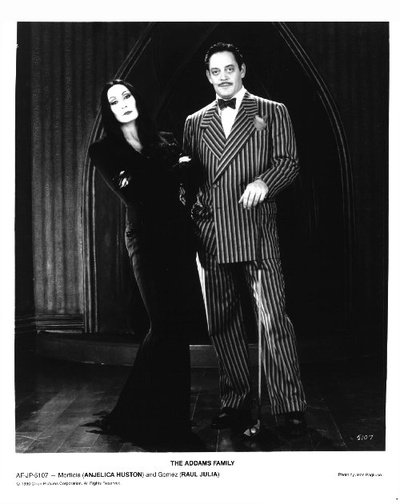 亚当斯一家剧照的剧照