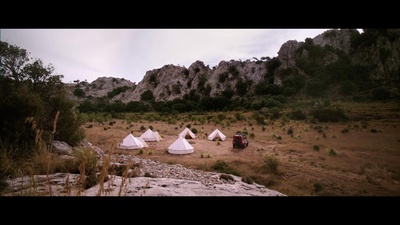 逃亡僵尸岛剧照的剧照