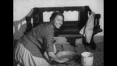 大街上的商店剧照的剧照