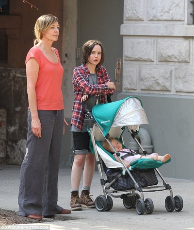 塔卢拉剧照的剧照