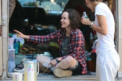 塔卢拉剧照的剧照