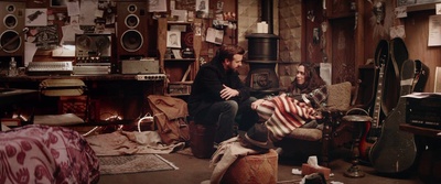 摇摇欲坠剧照的剧照