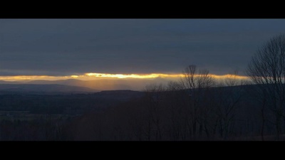 摇摇欲坠剧照的剧照