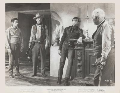 邊塞麗春花剧照的剧照