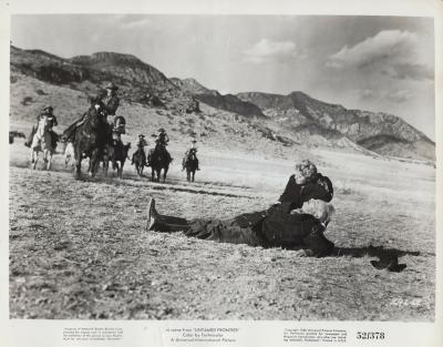 邊塞麗春花剧照的剧照