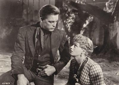 邊塞麗春花剧照的剧照