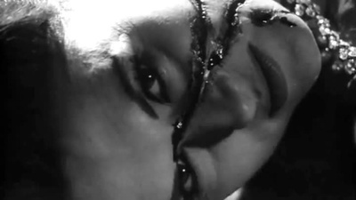 少女和海怪剧照的剧照