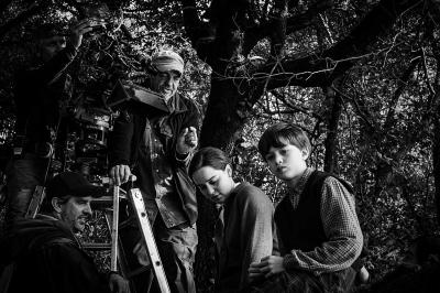 墙里的声音剧照的剧照