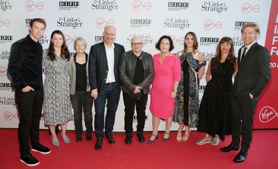 小小陌生人剧照的剧照