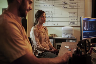 陌生之地剧照的剧照