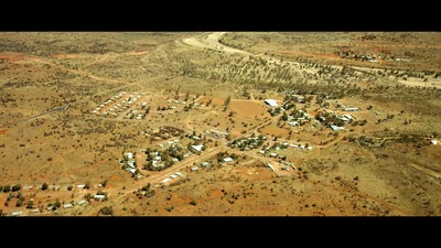 陌生之地剧照的剧照