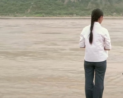 有人赞美聪慧，有人则不剧照的剧照