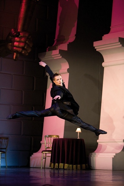 天鹅湖剧照的剧照