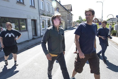 男人与鸡剧照的剧照