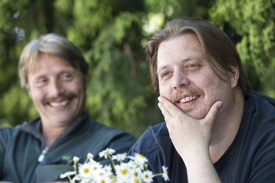 男人与鸡剧照的剧照