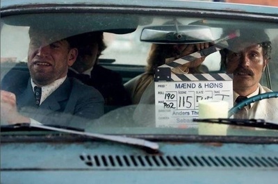 男人与鸡剧照的剧照