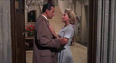 秋霜花落泪剧照的剧照