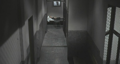 秋霜花落泪剧照的剧照