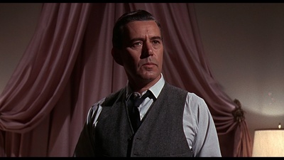 秋霜花落泪剧照的剧照