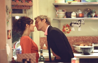 阿尔菲剧照的剧照