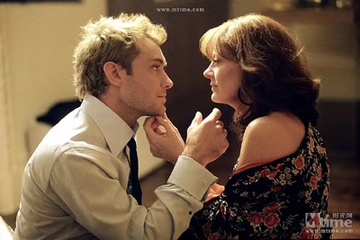 阿尔菲剧照的剧照