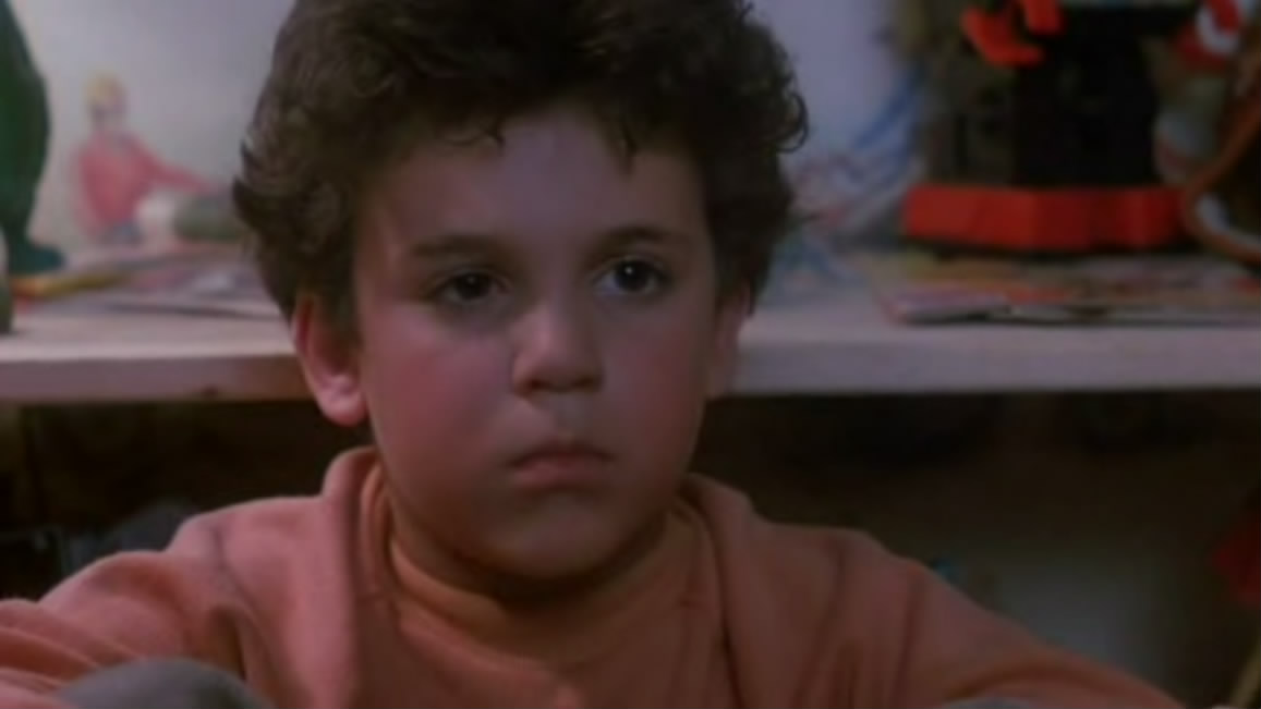 屋顶上的男孩剧照的剧照