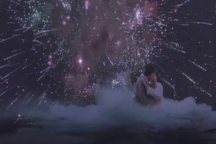 屋顶上的男孩剧照的剧照