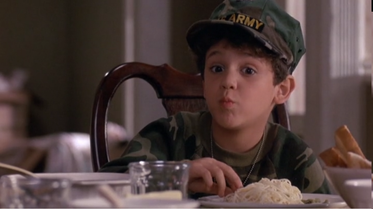 屋顶上的男孩剧照的剧照