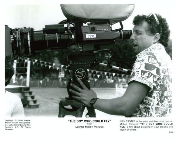 屋顶上的男孩剧照的剧照