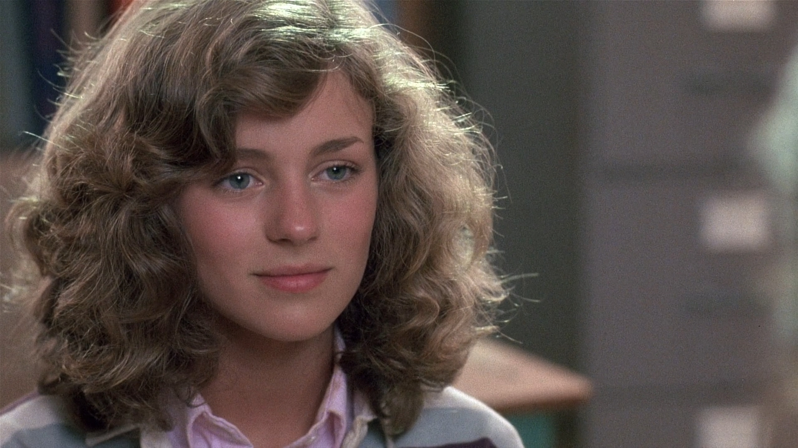 屋顶上的男孩剧照的剧照