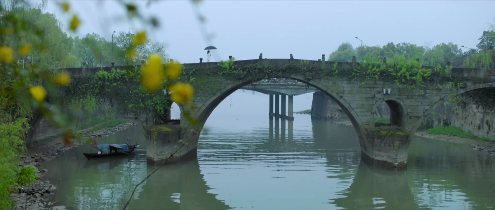 灵魂纸扎店剧照的剧照