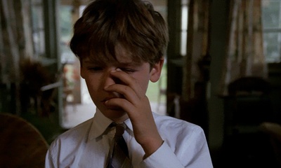 希望与荣耀剧照的剧照