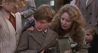 希望与荣耀剧照的剧照