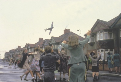 希望与荣耀剧照的剧照