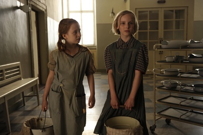 八月的雾剧照的剧照