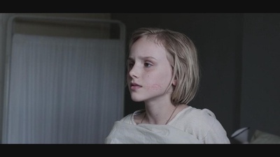 八月的雾剧照的剧照