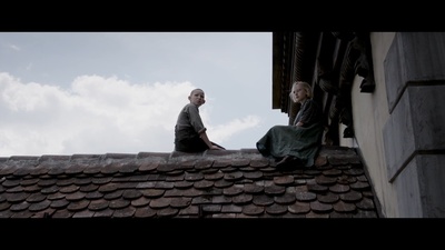 八月的雾剧照的剧照