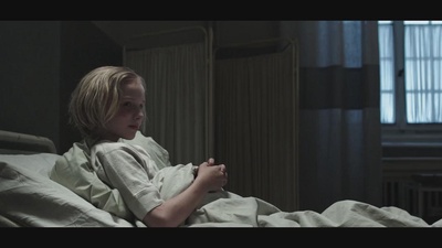 八月的雾剧照的剧照